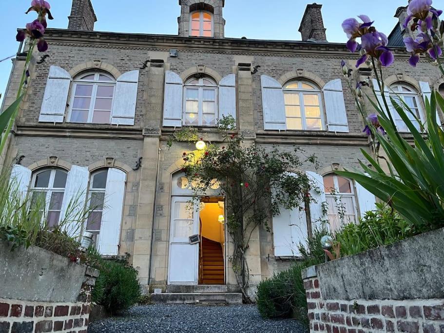 Oneux Les Anges Bed & Breakfast エクステリア 写真